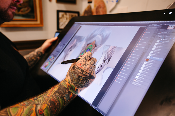 Russ demonstrates his Tattoo Smart program. 