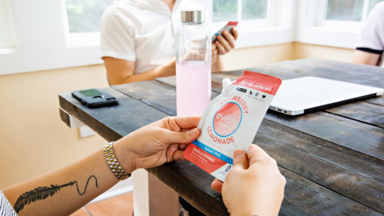 Thumbnail for Issue #68: Featuring Everly